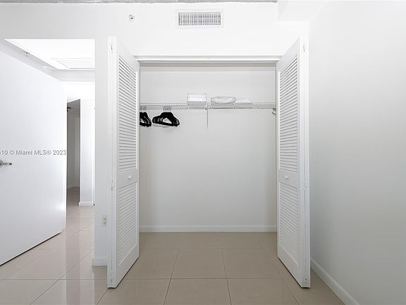 3rd image of 3250 NE 1st Ave APT 1106