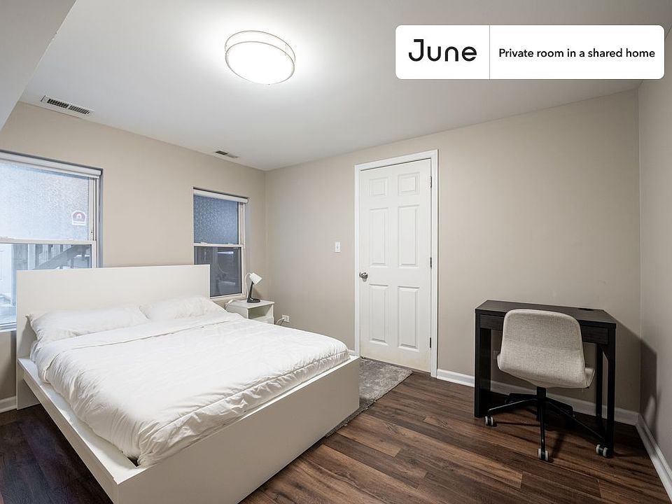 1st image of 1847 W Armitage Ave #A