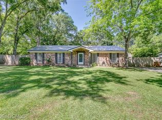 10322 Henderson Camp Rd N, Grand Bay, AL 36541