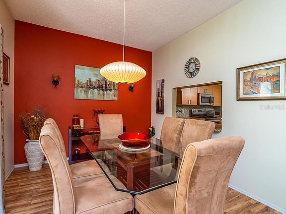 5th image of 236 Woodland Dr