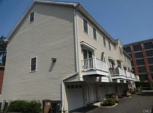 185 Henry St UNIT D, Stamford, CT 06902