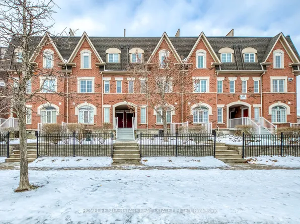 605 Shoreline Dr Unit 11, Mississauga, ON L5B 4K3