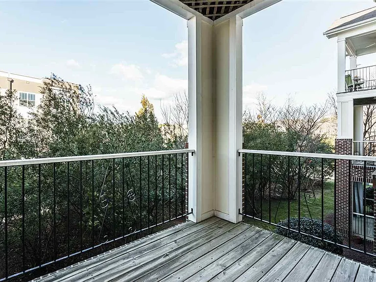 800 Moratuck Dr #206 — Photo 17