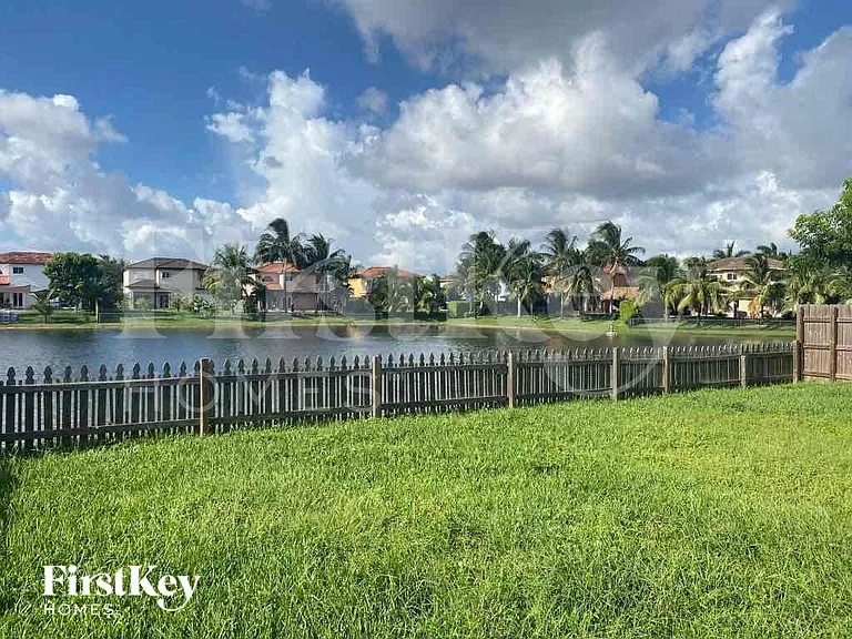 16119 SW 61st Ln — Photo 31