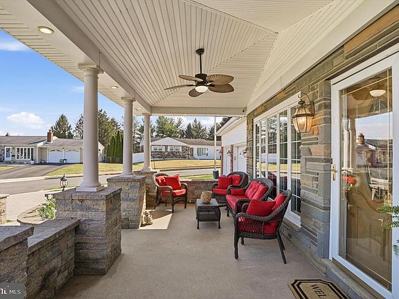 4th image of 101 Shubrook Ln