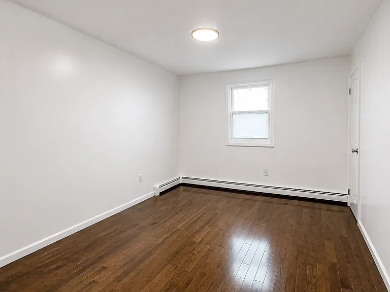 355 Great Kills Rd #2 — Photo 1