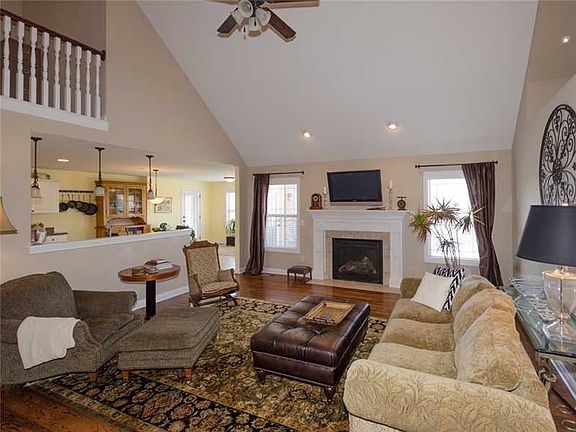 3rd image of 1157 Cobblefield Way