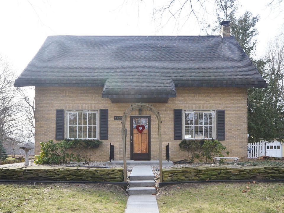 1st image of 1122 Lakeway Ave