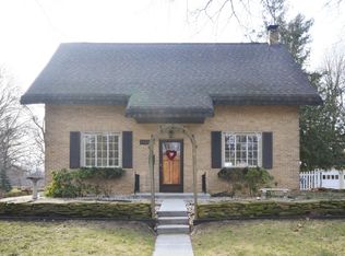 1122 Lakeway Ave, Kalamazoo, MI 49001