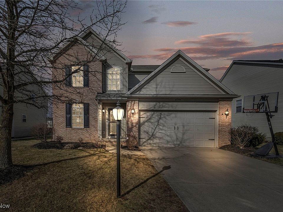 1st image of 27370 Wheaton Pl