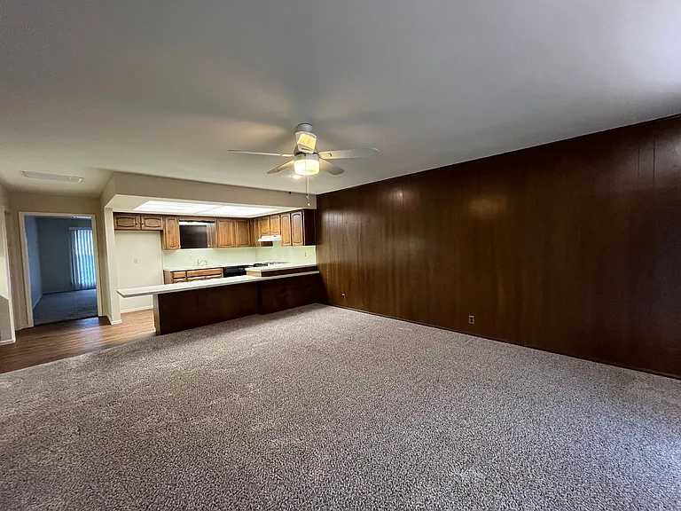 3526 E 48th Pl — Photo 10