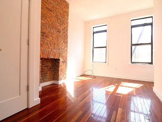 Rented by Massada Home Sales Inc | media 16