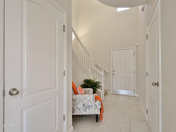 4th image of 249 Tarracina Way