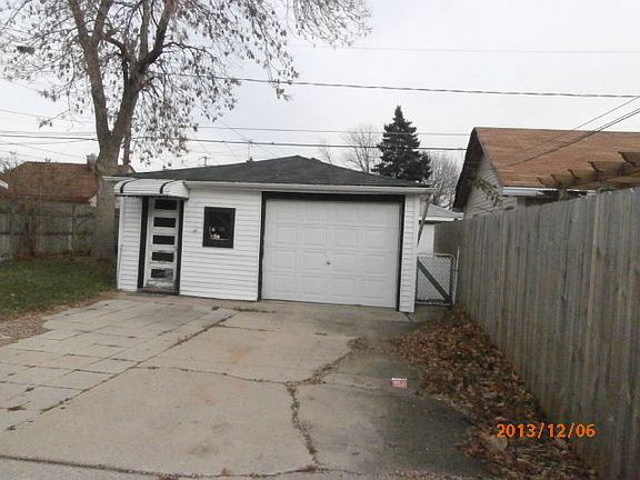 3rd image of 1831 N 18th Ave