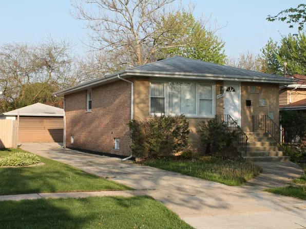 18003 Greenview Ter #Sfr, Country Club Hills, IL 60478