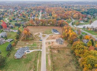 9211 Charter Oak Ln, Saline, MI