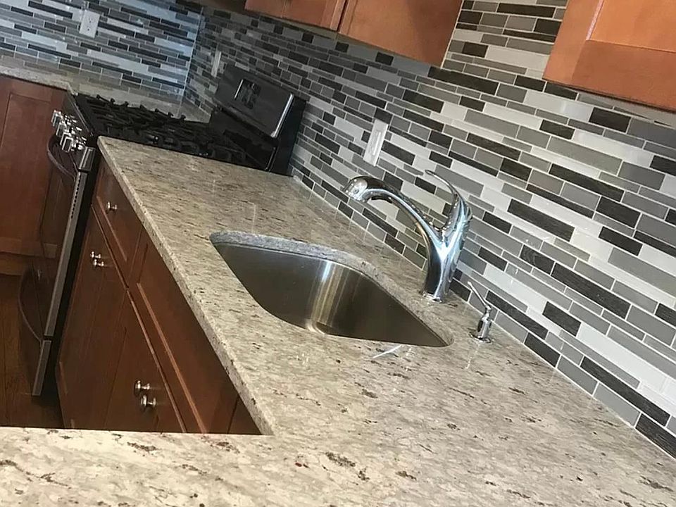 1st image of 38 William St #1