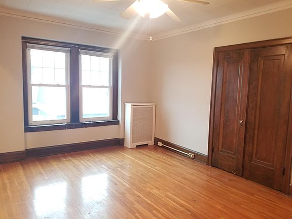3rd image of 3125 Holmes Ave APT 106
