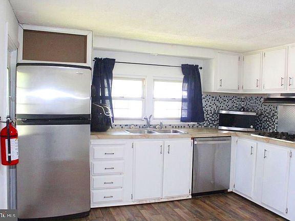 2nd image of 1762 Crown Point Rd #2310B