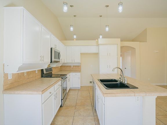 5th image of 17312 N Kimberly Way
