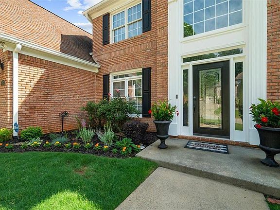 4th image of 2638 Waters Edge Dr