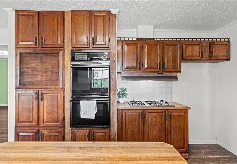 13501 Nutty Brown Rd — Photo 16