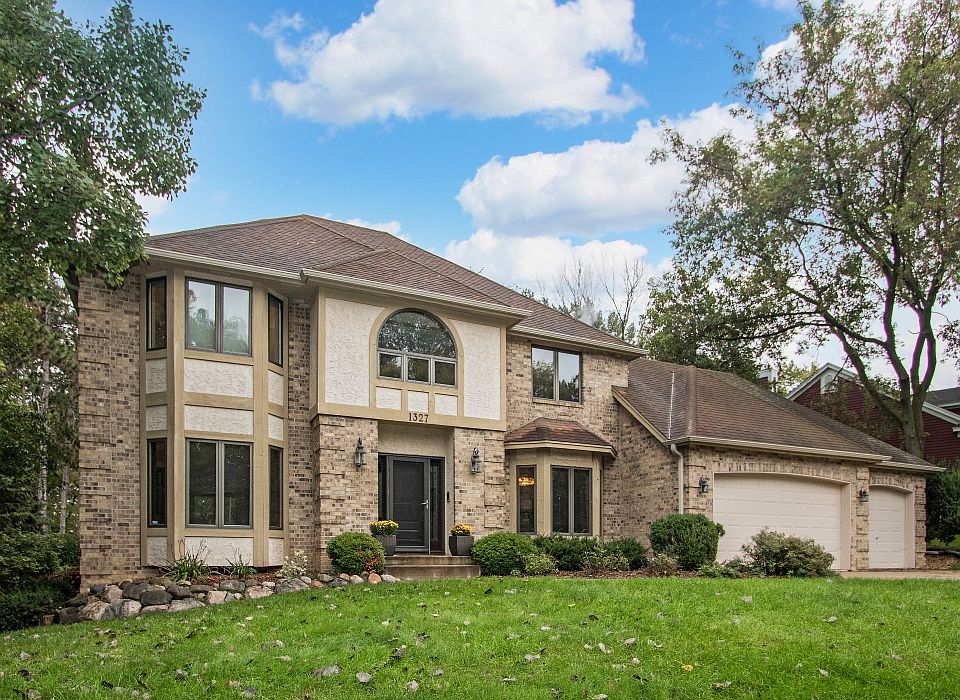 1st image of 1327 Donegal Dr