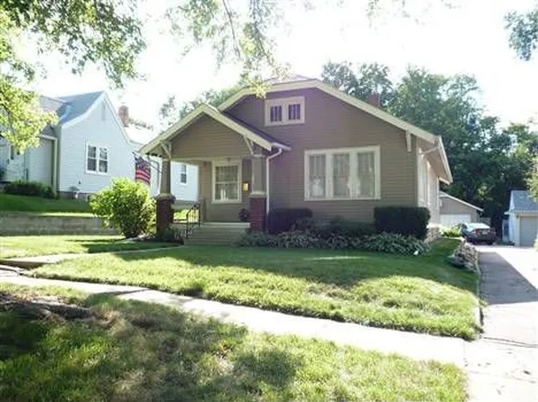 3235 Nebraska St, Sioux City, IA 51104