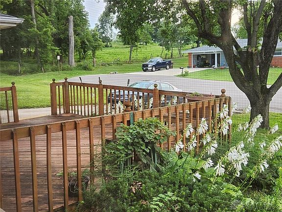 2nd image of 6666 Catskill Dr
