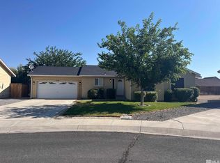 1528 Golf Ct, Fernley, NV 89408