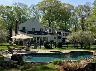 439 Lost District Dr, New Canaan, CT 06840