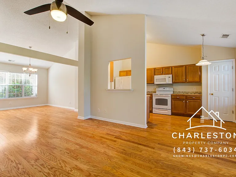 454 Hainsworth Dr — Photo 4