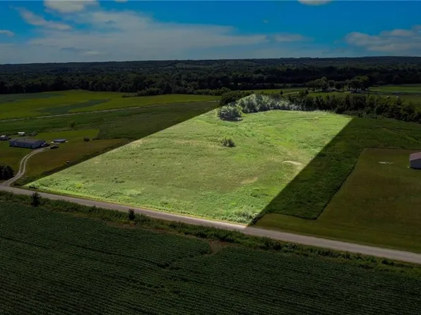 4742 Douglas Ter, Lane, KS 66042