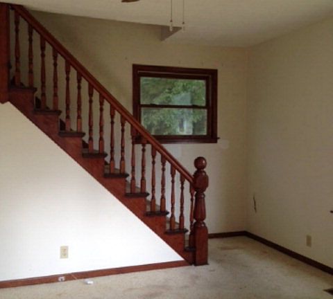 5th image of 714 E Chestnut St