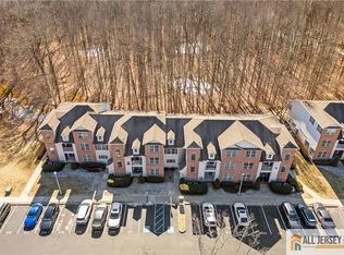 1177 Morning Glory Dr, Monroe Township, NJ 08831