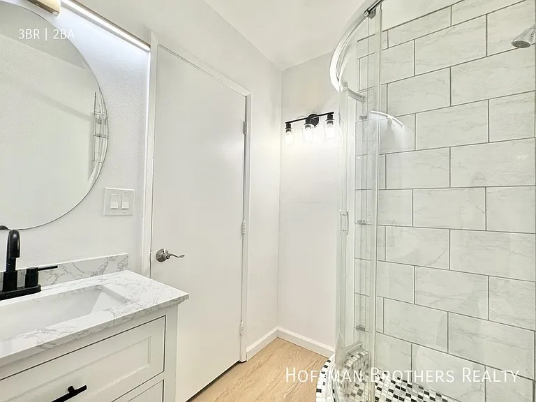 6561 Fulton Ave #13 — Photo 6