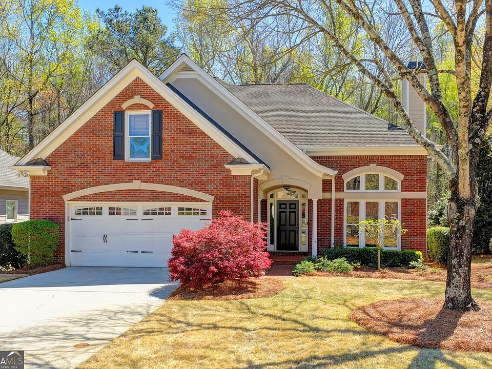 1st image of 270 Graystone Way
