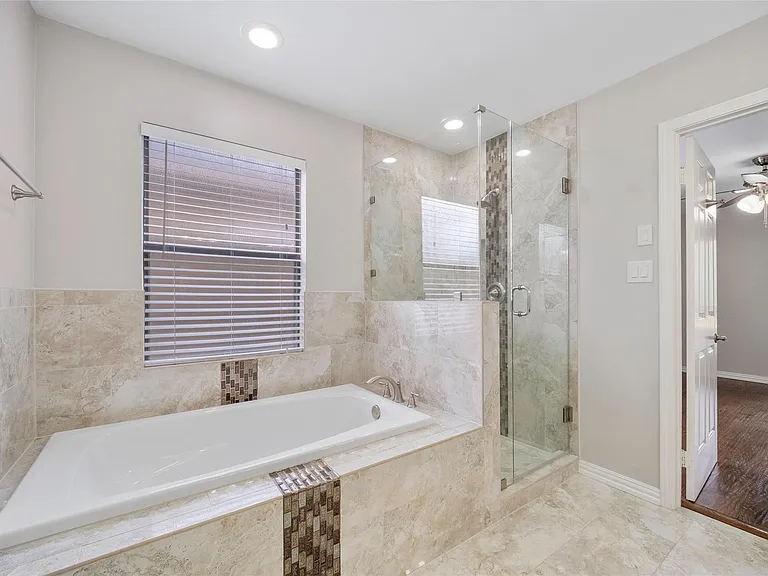 4424 Odessa Dr — Photo 21