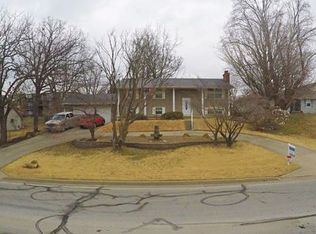 103 E Hale Lake Rd, Warrensburg, MO 64093