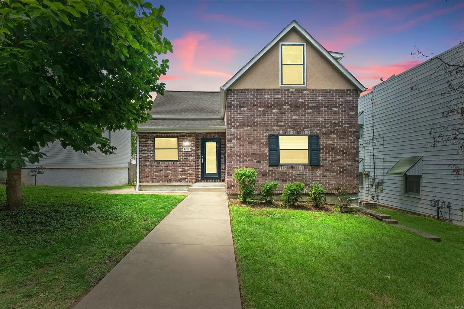 2107 Lilly Ave photo 1