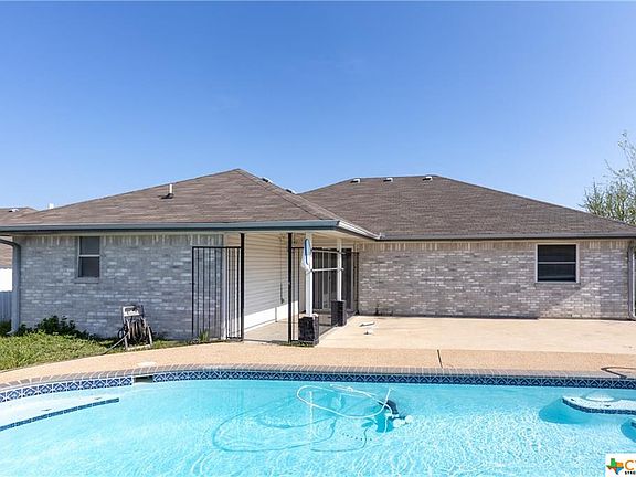 2nd image of 2506 Southwood Dr