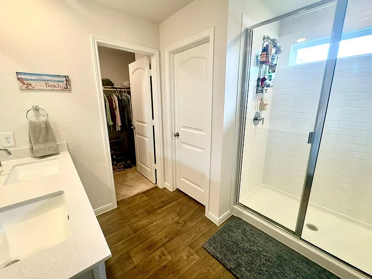 413 Abbey Ln — Photo 9