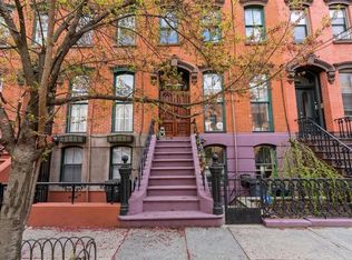 225 8th St, Jersey City, NJ 07302