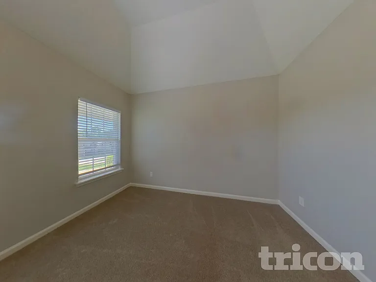 496 Birchwood Dr — Photo 15