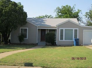 1202 W Wheeler St, Breckenridge, TX 76424