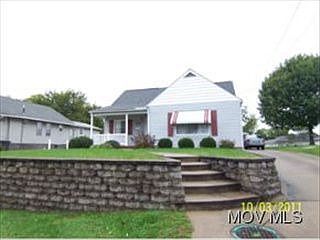 1st image of 3620 Stella St
