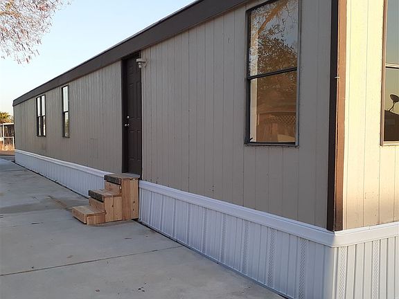 2nd image of 10550 S Pearl Ave