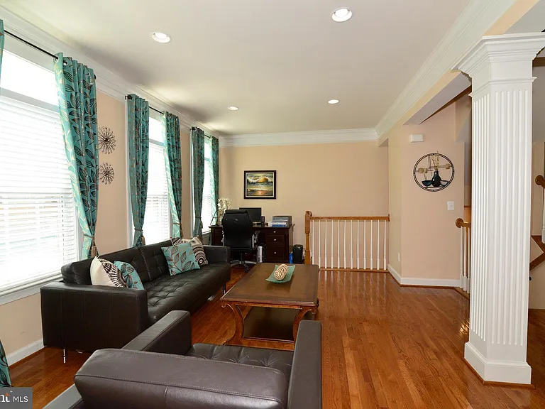 21253 Park Grove Ter — Photo 16