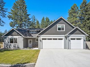 12827 N Ferndale Dr, Hayden Lake, ID 83835