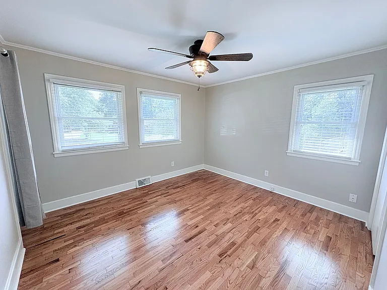 207 Holly Ave — Photo 19